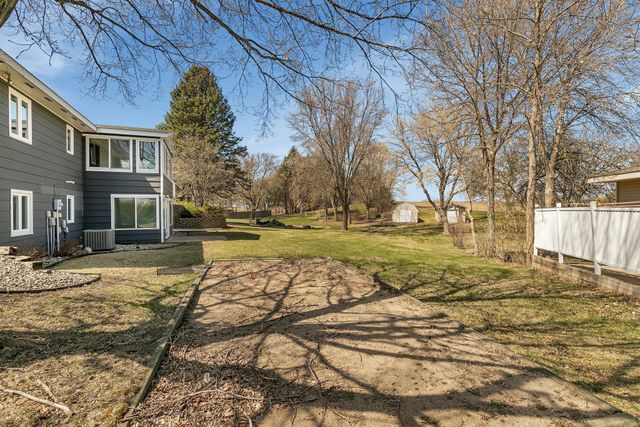 2850 Fairway Drive NE, Willmar, MN 56201