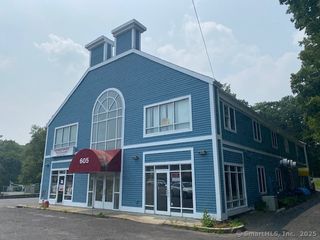 605 Main Street, Monroe, CT 06468