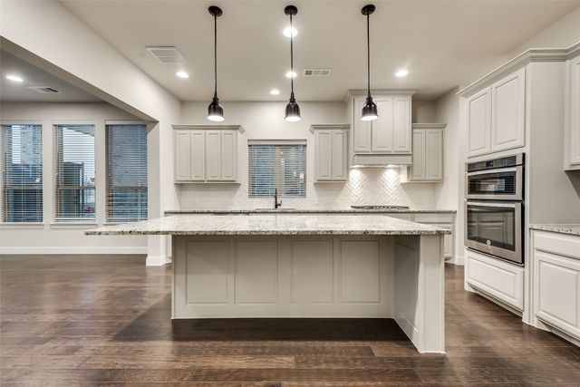 5901 The Esplanade Drive, Mckinney, TX 75070