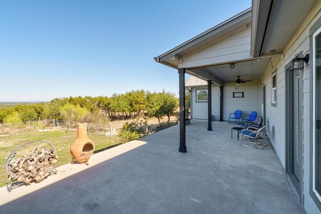 2121 Martin RD, Dripping Springs, TX 78620