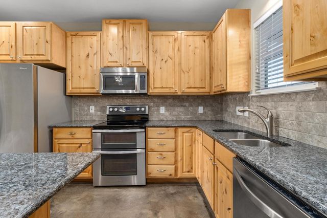 2121 Martin RD, Dripping Springs, TX 78620