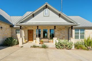 2121 Martin RD, Dripping Springs, TX 78620