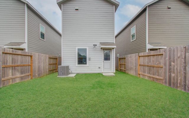 21575 Carosella Drive, New Caney, TX 77357