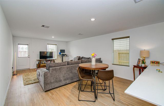 21575 Carosella Drive, New Caney, TX 77357