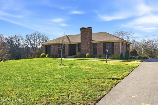 3900 Hawthorne Rd, La Grange, KY 40031