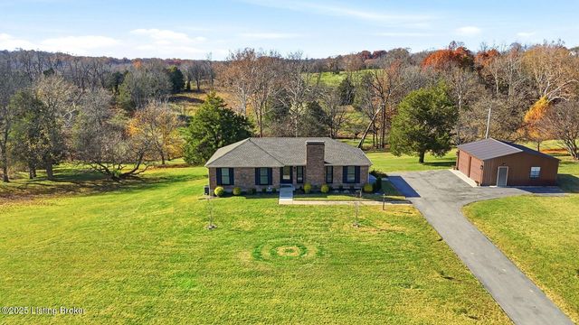 3900 Hawthorne Rd, La Grange, KY 40031