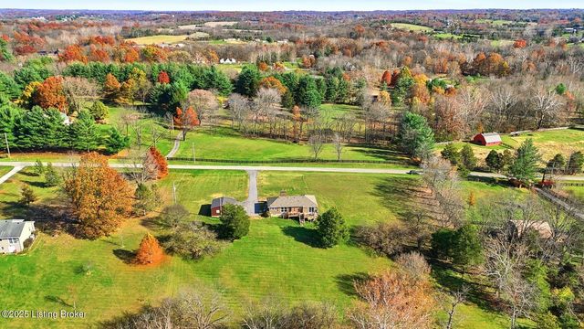 3900 Hawthorne Rd, La Grange, KY 40031