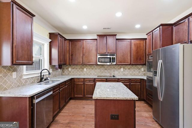 3890 Savannah Trace, Douglasville, GA 30135