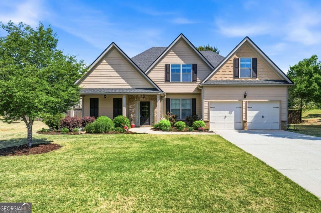 3890 Savannah Trace, Douglasville, GA 30135