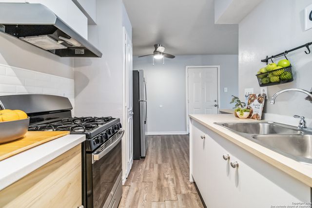 8038 Broadway Apt 225L, San Antonio, TX 78209