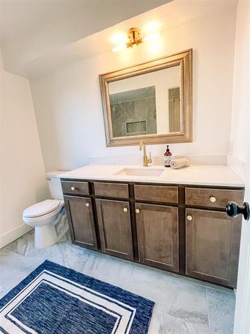 2401 Appleway Street, Edmond, OK 73013