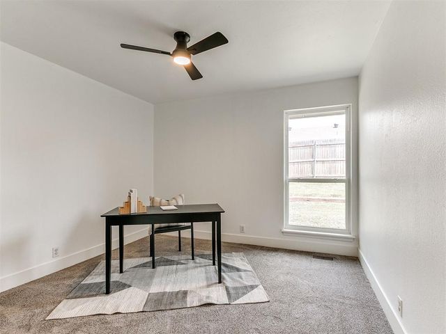 2401 Appleway Street, Edmond, OK 73013