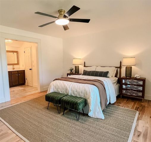 2401 Appleway Street, Edmond, OK 73013
