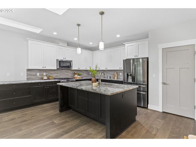 1661 Ne Barnes Ln, Gresham, OR 97030