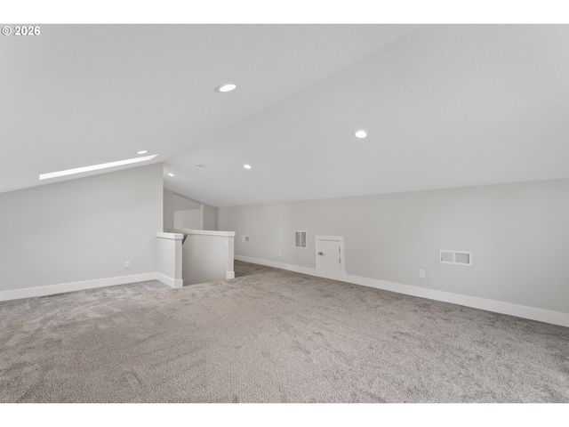 1661 Ne Barnes Ln, Gresham, OR 97030