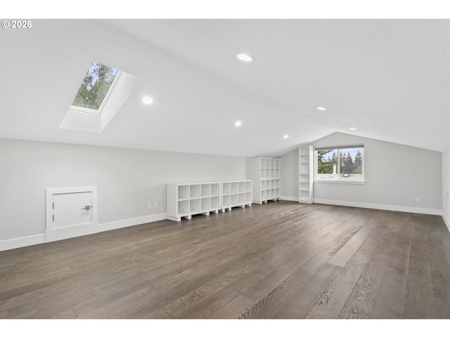 1661 Ne Barnes Ln, Gresham, OR 97030