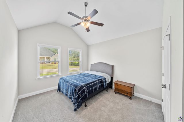 121 Wilsons Creek Bend, Bonaire, GA 31005