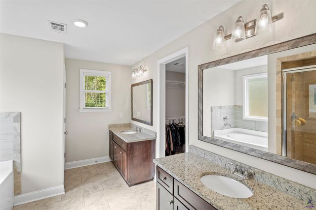 121 Wilsons Creek Bend, Bonaire, GA 31005