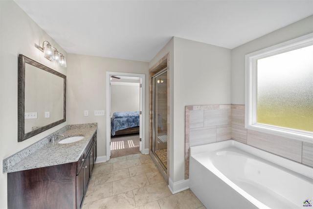 121 Wilsons Creek Bend, Bonaire, GA 31005