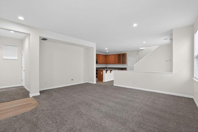 319 Turnstone Cir, Pittsburg, CA 94565