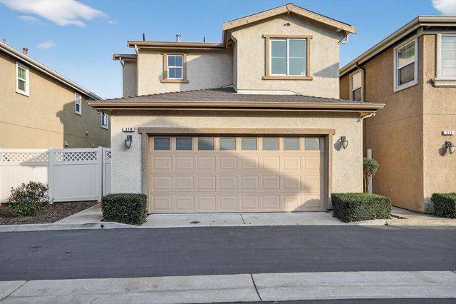 319 Turnstone Cir, Pittsburg, CA 94565