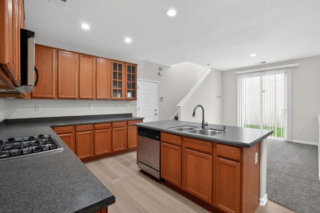 319 Turnstone Cir, Pittsburg, CA 94565