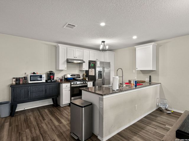 31570 Nimbus Dr, Bulverde, TX 78163