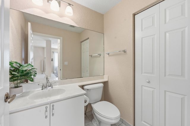 648 SW 168th Terrace, Pembroke Pines, FL 33027