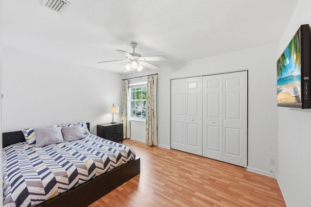 648 SW 168th Terrace, Pembroke Pines, FL 33027