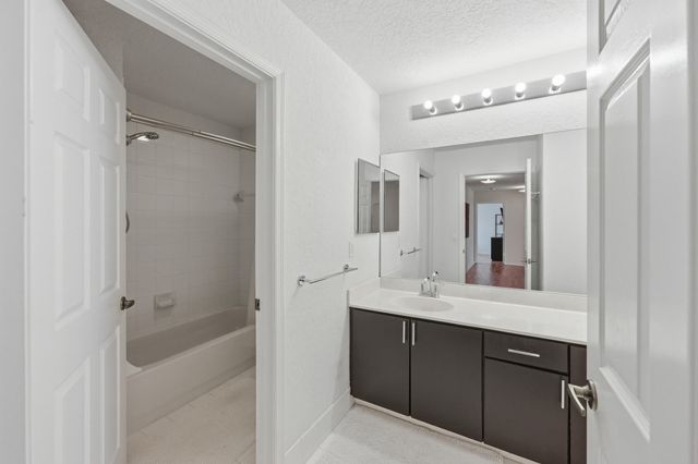 648 SW 168th Terrace, Pembroke Pines, FL 33027