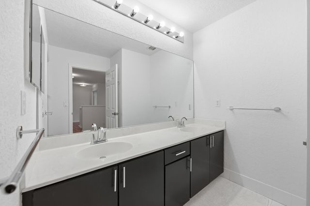 648 SW 168th Terrace, Pembroke Pines, FL 33027