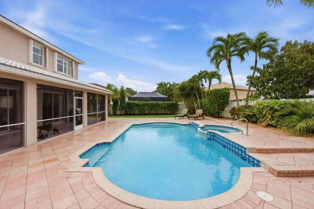 648 SW 168th Terrace, Pembroke Pines, FL 33027