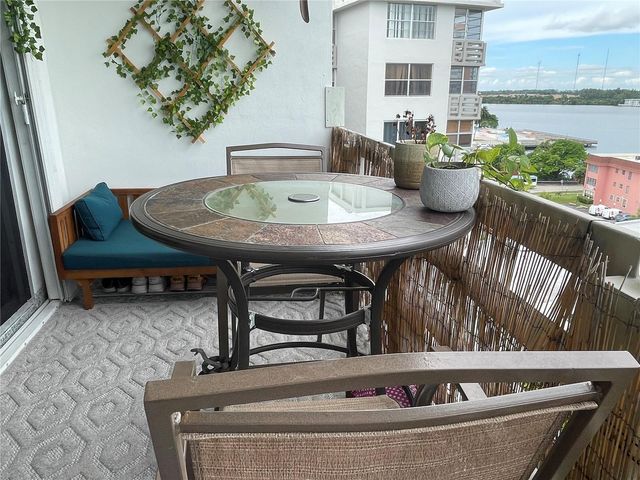 1401 NE Miami Gardens Drive 988, Miami, FL 33179