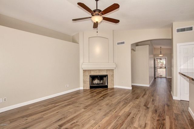 15810 S 28th Place, Phoenix, AZ 85048