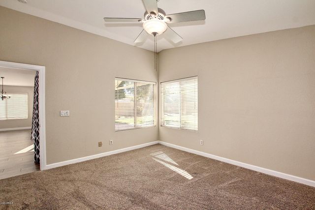 15810 S 28th Place, Phoenix, AZ 85048