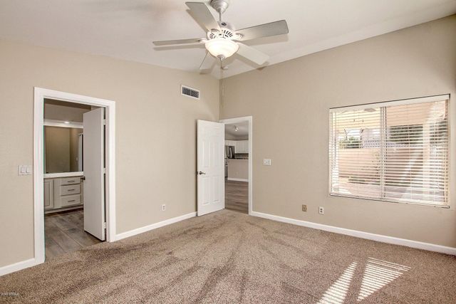 15810 S 28th Place, Phoenix, AZ 85048