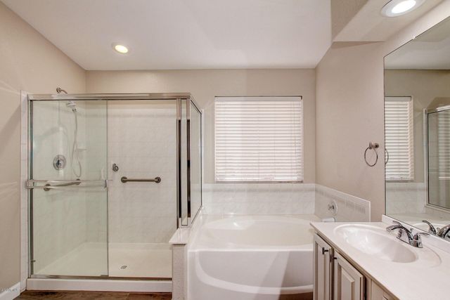 15810 S 28th Place, Phoenix, AZ 85048