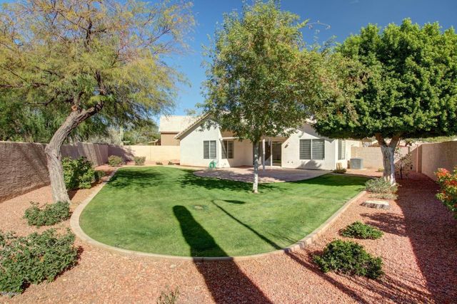 15810 S 28th Place, Phoenix, AZ 85048