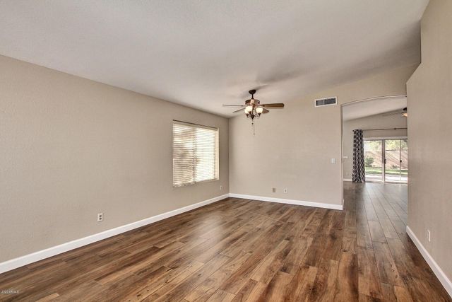 15810 S 28th Place, Phoenix, AZ 85048