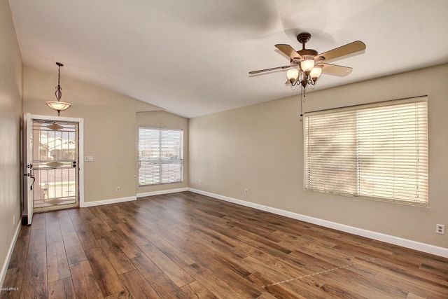 15810 S 28th Place, Phoenix, AZ 85048