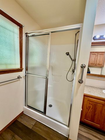 207 Miller Ave, Mulvane, KS 67110