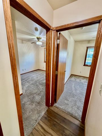 207 Miller Ave, Mulvane, KS 67110
