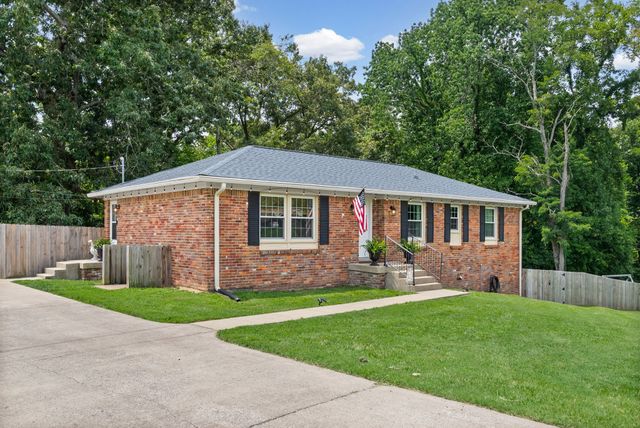 308 Ridgeland Dr, Clarksville, TN 37043