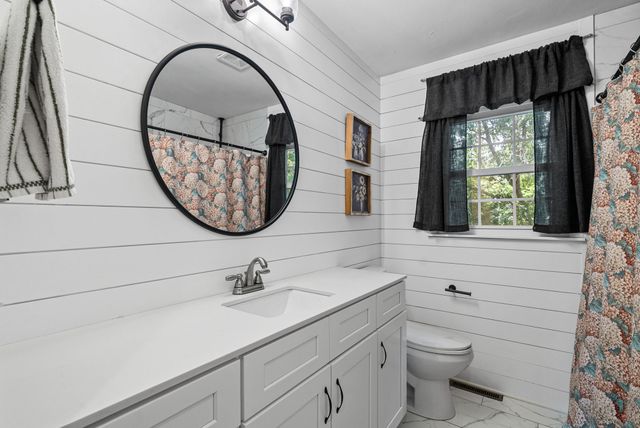 308 Ridgeland Dr, Clarksville, TN 37043