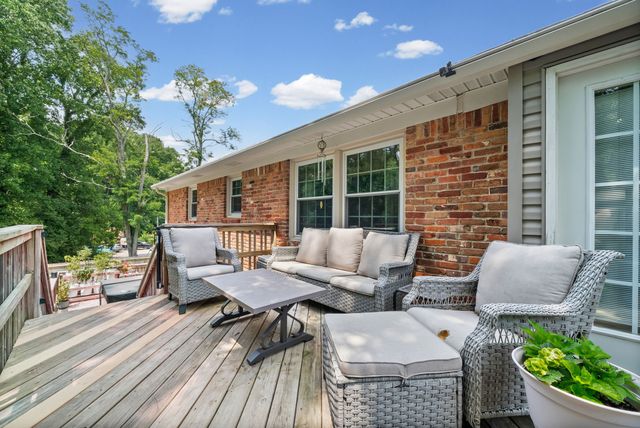 308 Ridgeland Dr, Clarksville, TN 37043
