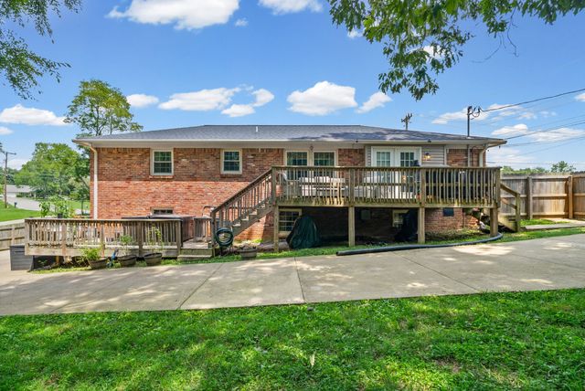 308 Ridgeland Dr, Clarksville, TN 37043