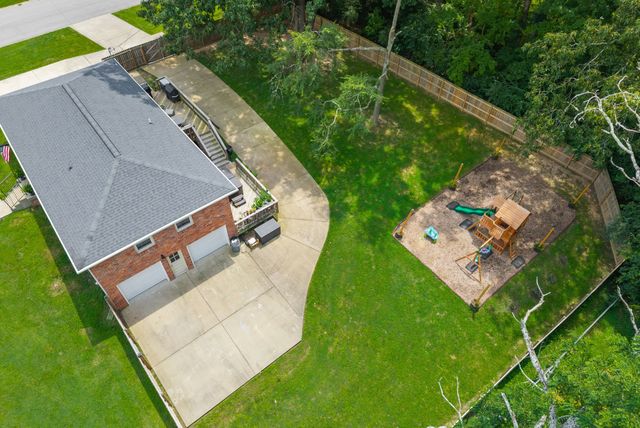 308 Ridgeland Dr, Clarksville, TN 37043