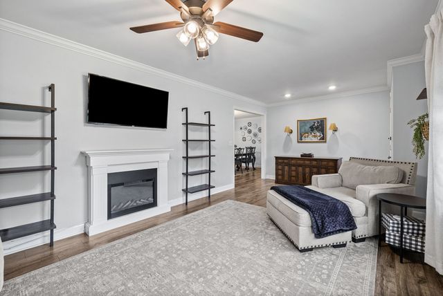 308 Ridgeland Dr, Clarksville, TN 37043