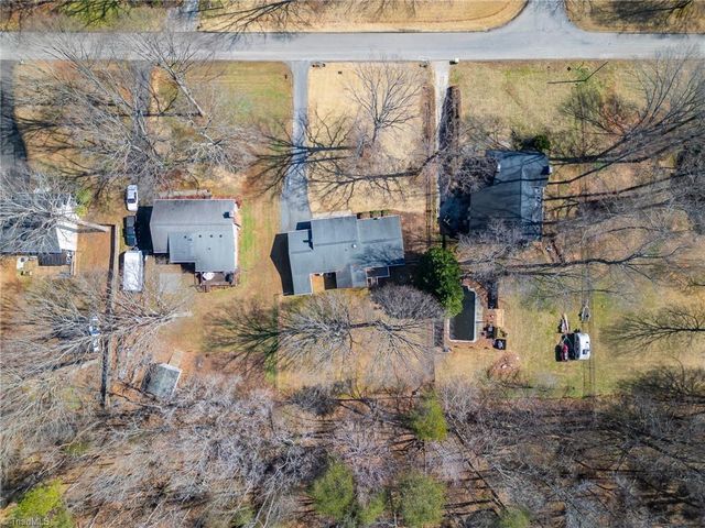 772 Conestoga Trail, Winston-salem, NC 27101