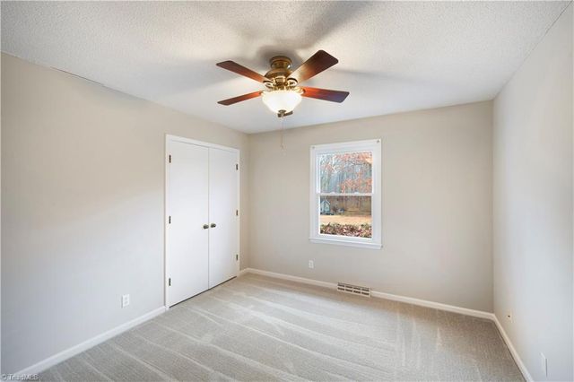 772 Conestoga Trail, Winston-salem, NC 27101